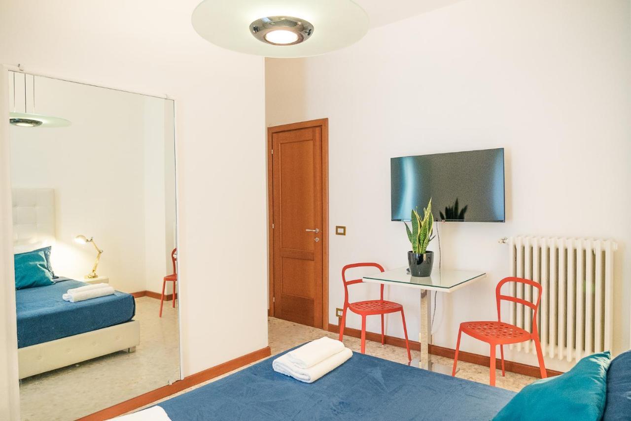 Savoia & Cavour _ Premium Signature _ Hotel Bari Exterior photo